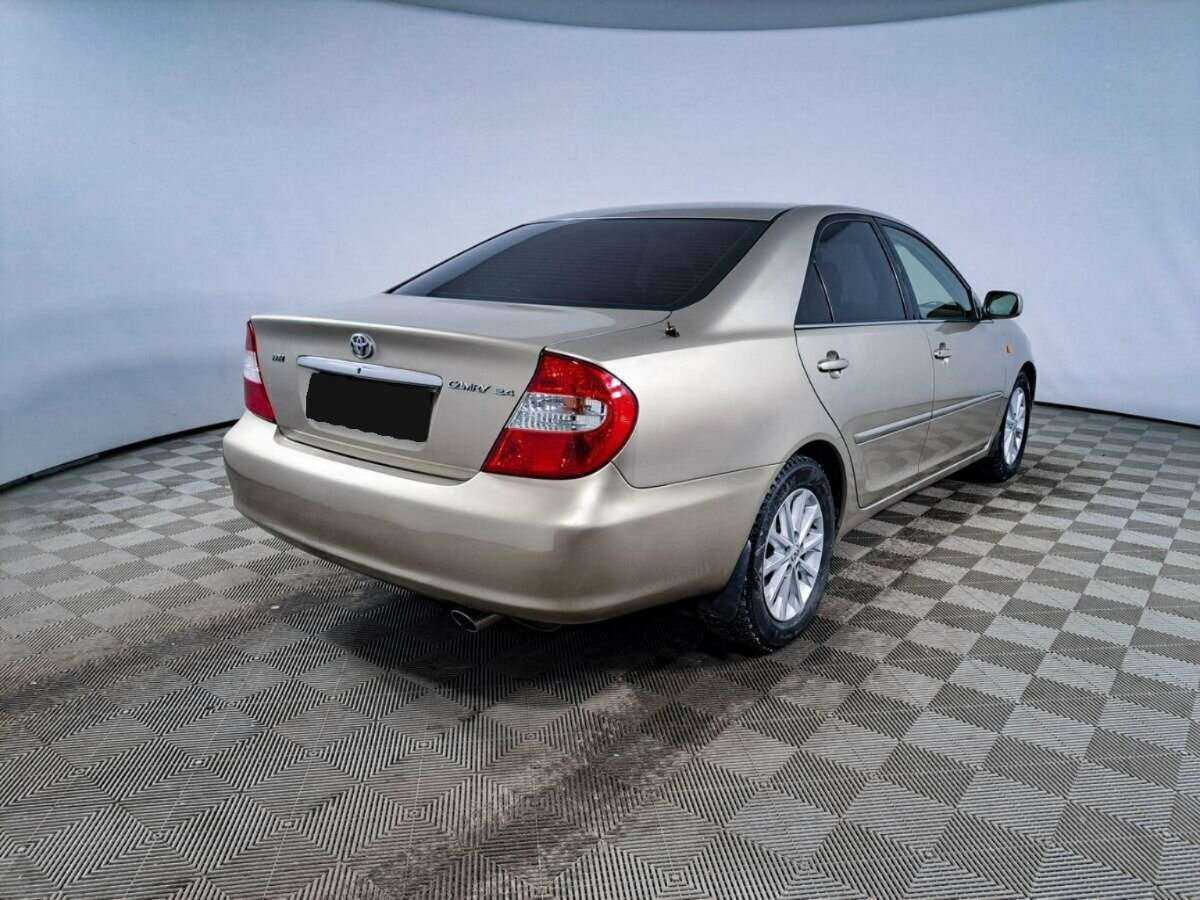Toyota Camry с пробегом — 2002 год. Фото: #4