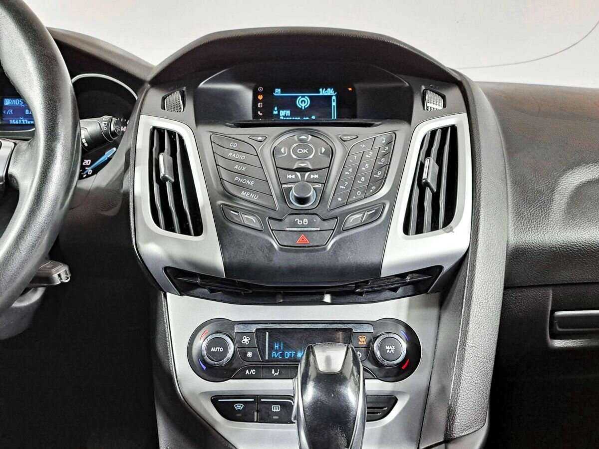 Ford Focus с пробегом — 2012 год. Фото: #13