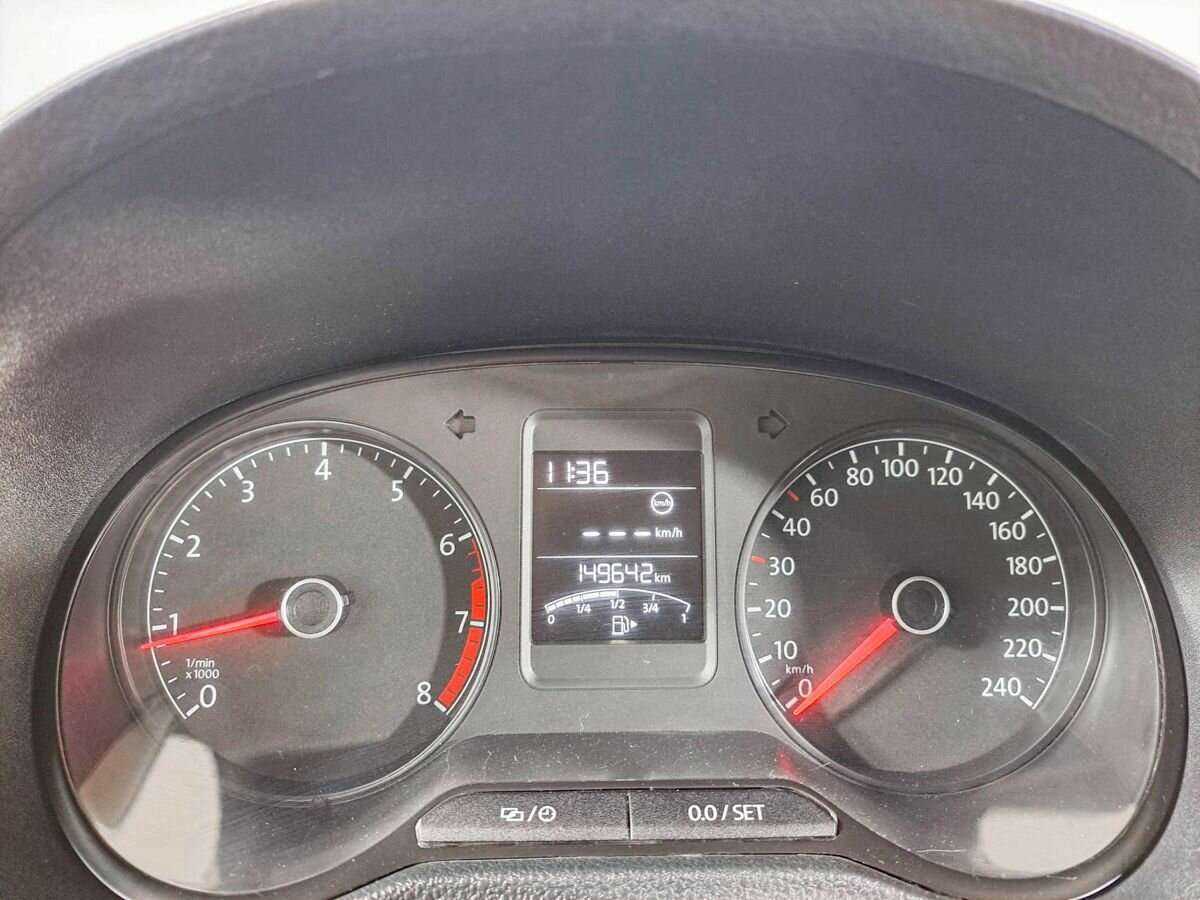 Volkswagen Polo с пробегом — 2018 год. Фото: #9