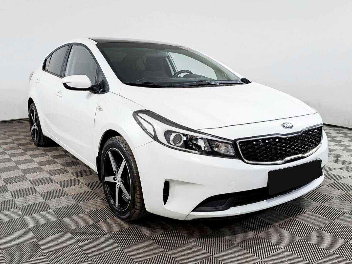 Kia Cerato с пробегом — 2017 год. Фото: #2