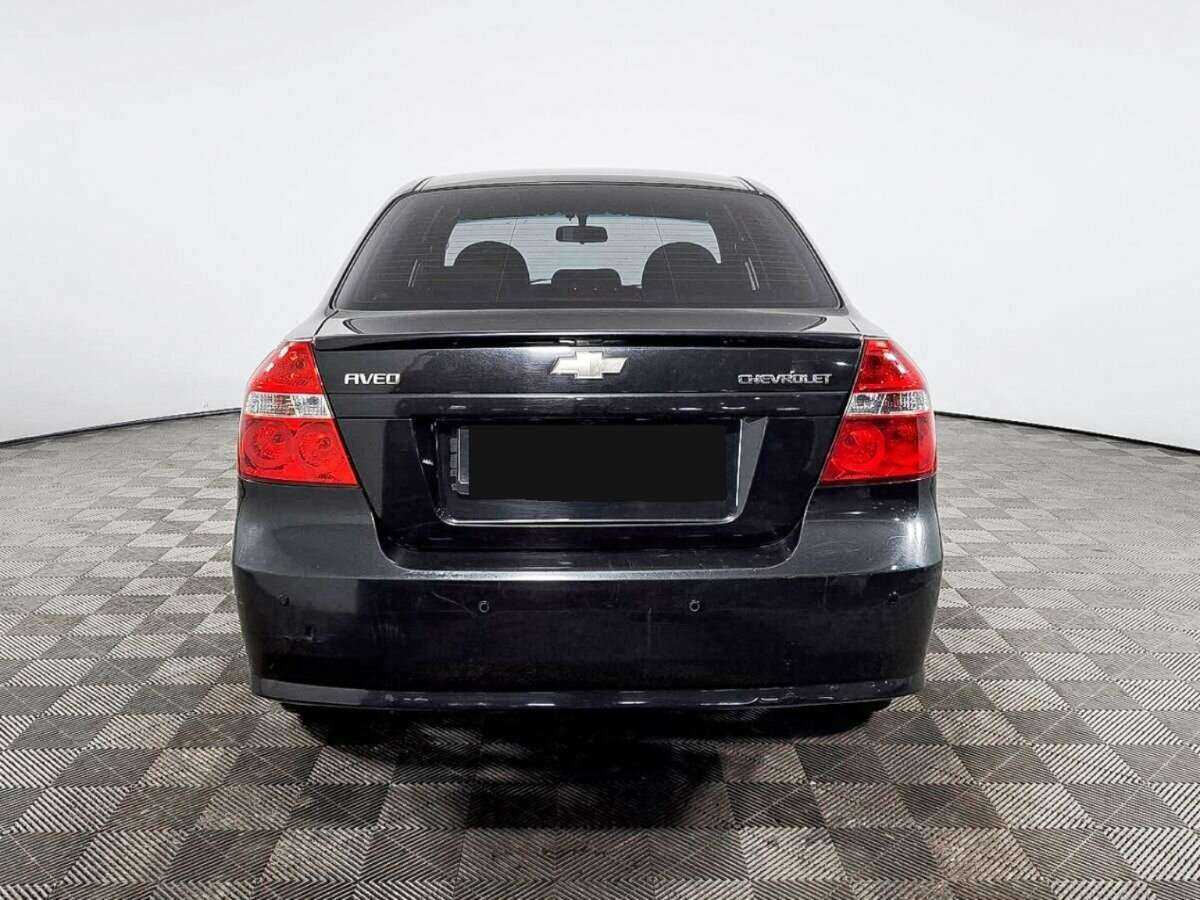 Chevrolet Aveo с пробегом — 2009 год. Фото: #4