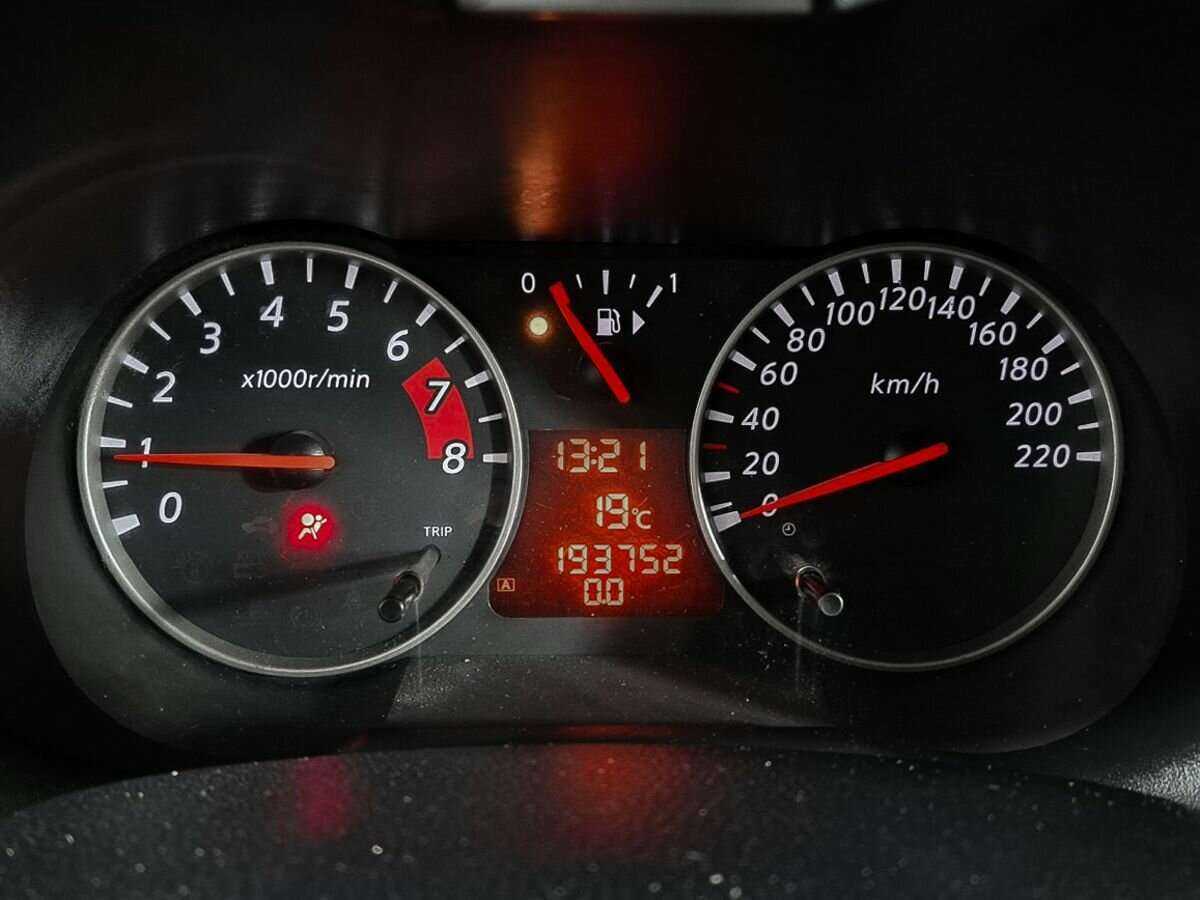 Nissan Note с пробегом — 2012 год. Фото: #10