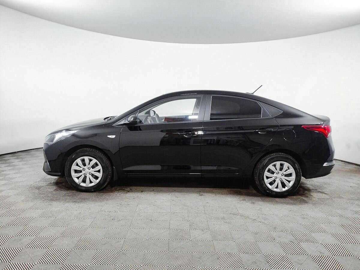 Hyundai Solaris с пробегом — 2021 год. Фото: #6