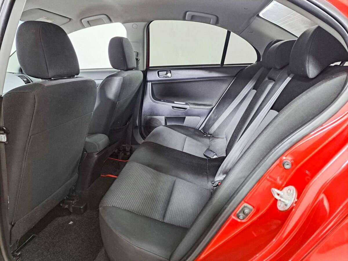 Mitsubishi Lancer с пробегом — 2008 год. Фото: #7