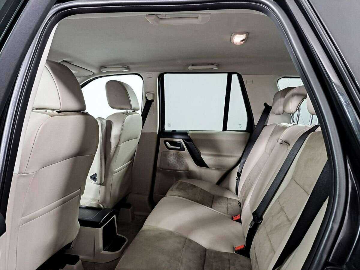 Land Rover Freelander с пробегом — 2014 год. Фото: #9