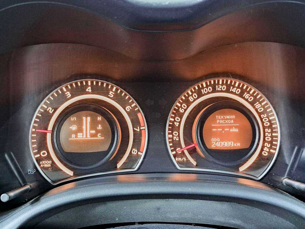 Toyota Corolla с пробегом — 2008 год. Фото: #7