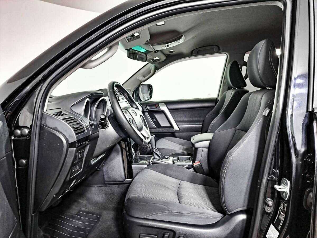Toyota Land Cruiser Prado с пробегом — 2014 год. Фото: #13