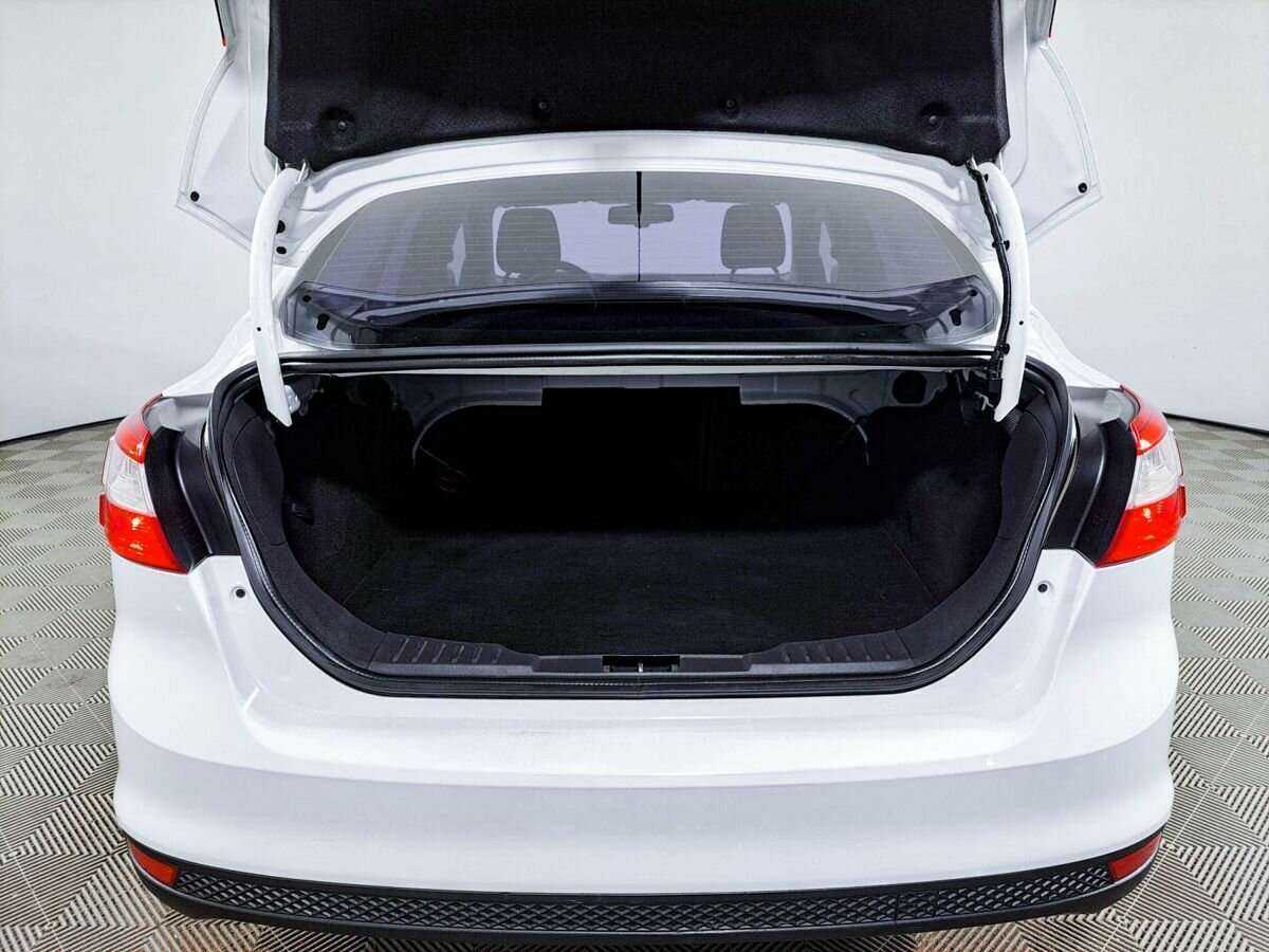 Ford Focus с пробегом — 2012 год. Фото: #9