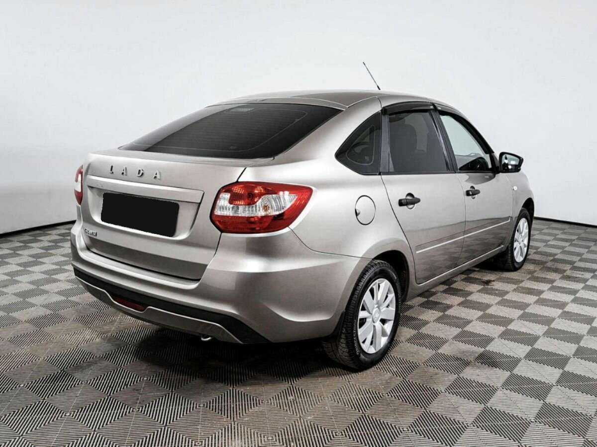 Lada (ВАЗ) Granta с пробегом — 2020 год. Фото: #3