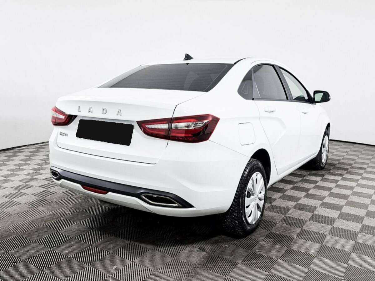 Lada (ВАЗ) Vesta с пробегом — 2023 год. Фото: #3