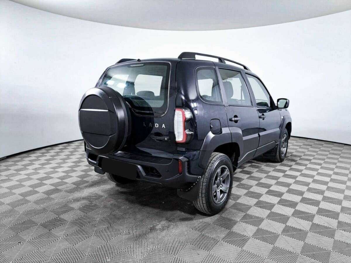 Lada (ВАЗ) Niva с пробегом — 2023 год. Фото: #4