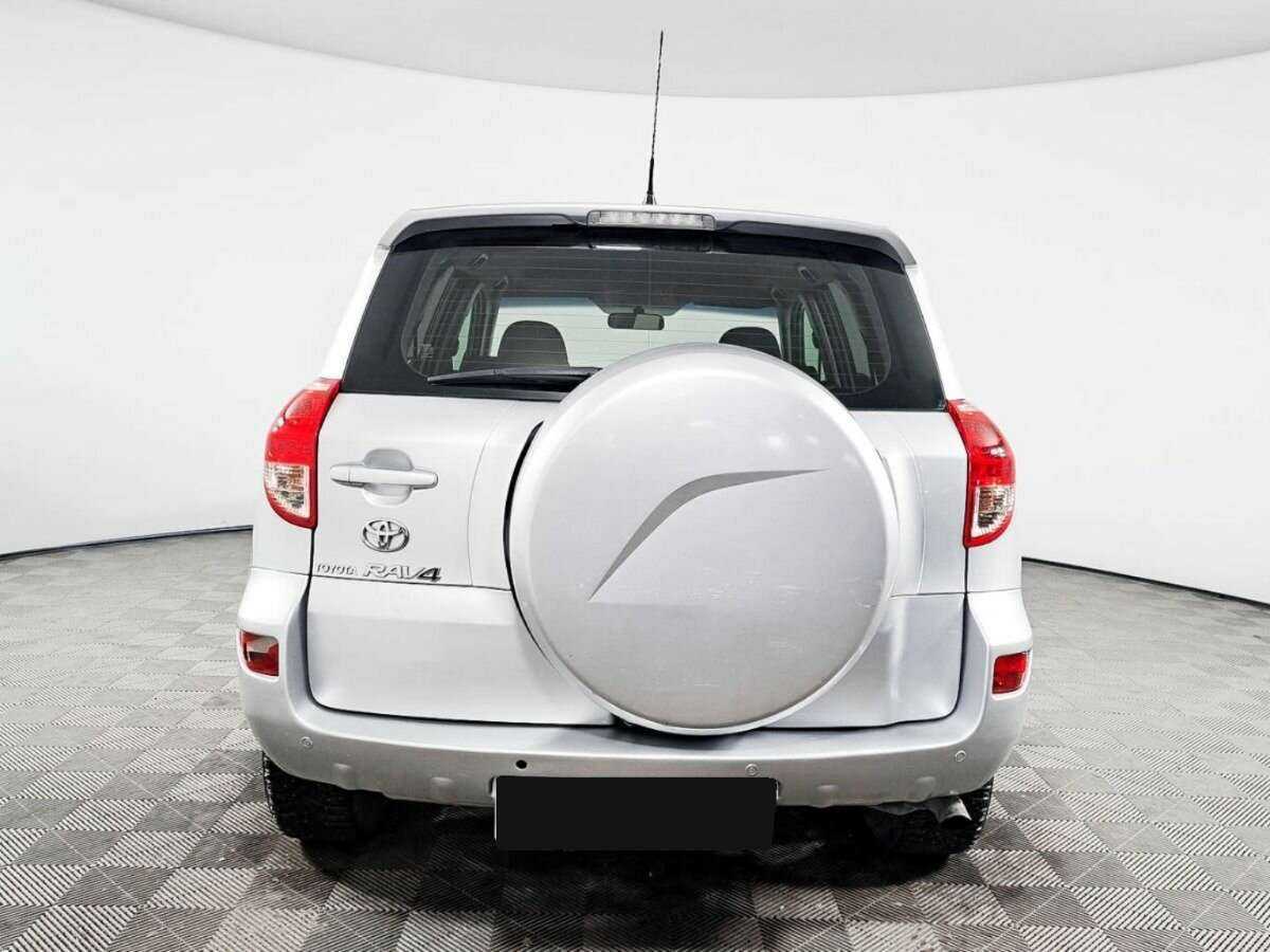 Toyota RAV4 с пробегом — 2006 год. Фото: #5