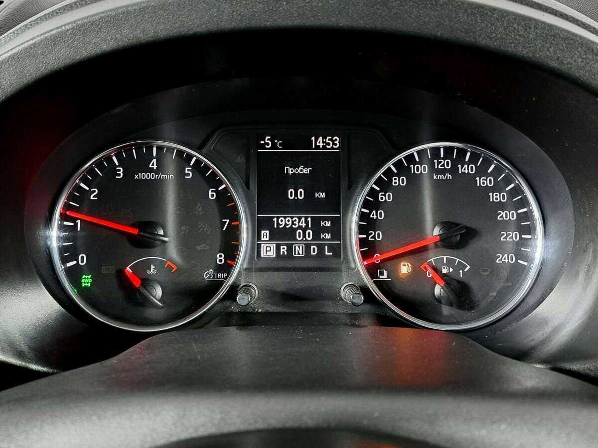 Nissan X-Trail с пробегом — 2011 год. Фото: #8