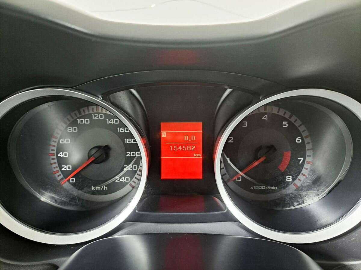 Mitsubishi Lancer с пробегом — 2009 год. Фото: #10