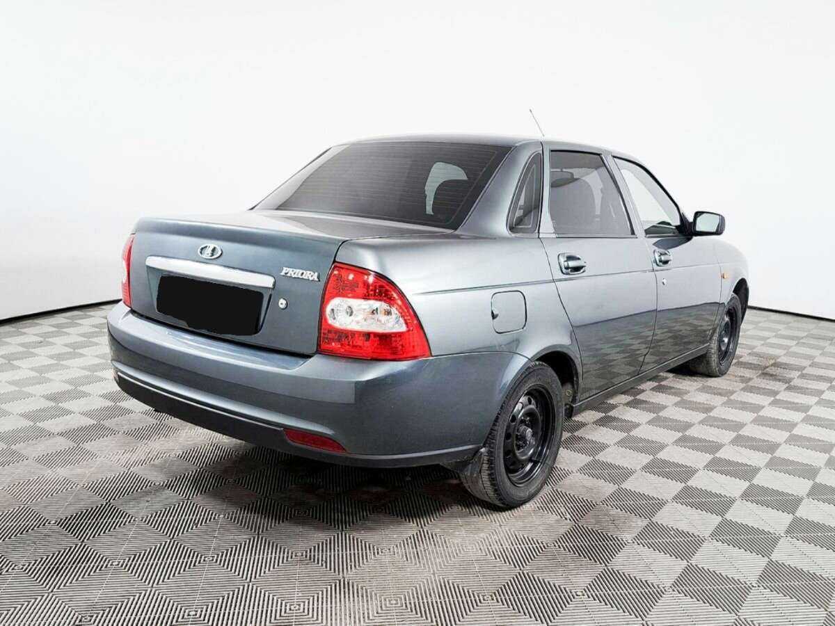 Lada (ВАЗ) Priora с пробегом — 2011 год. Фото: #4