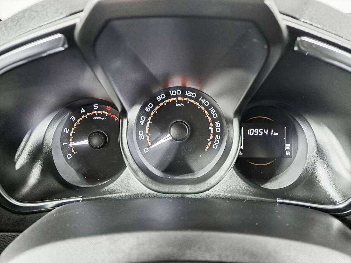 Lada (ВАЗ) XRAY с пробегом — 2018 год. Фото: #8