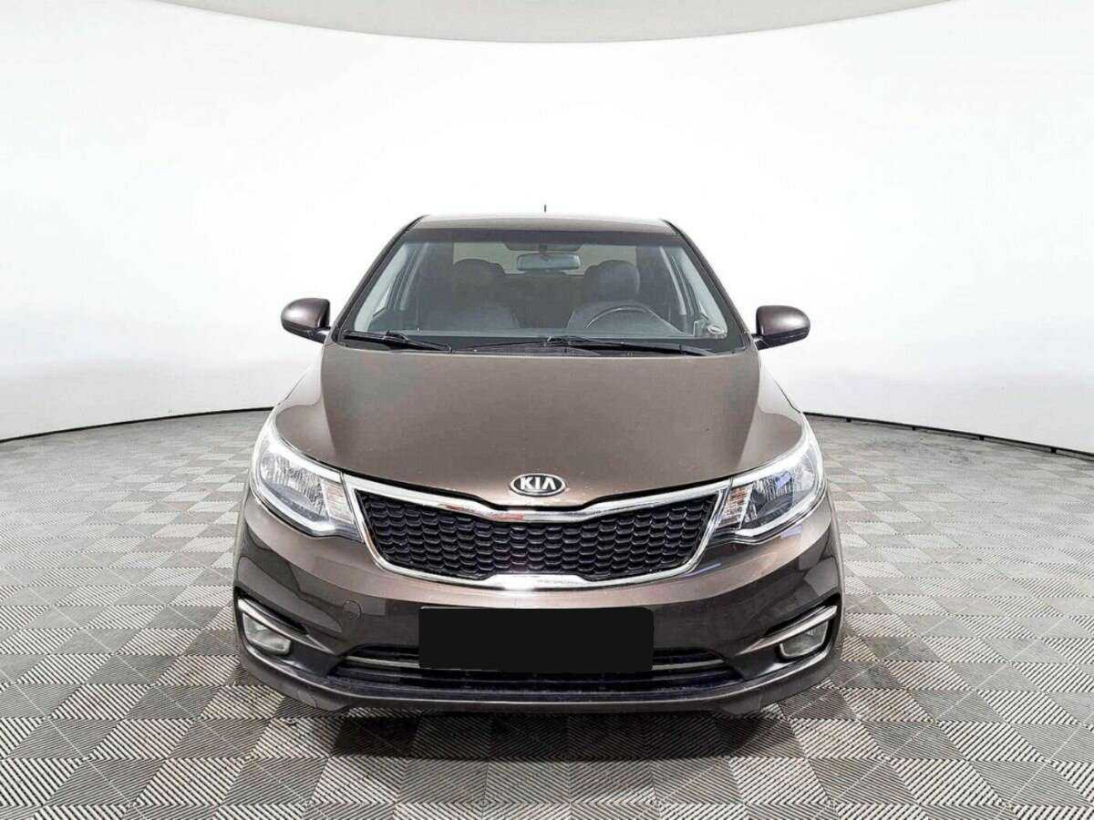 Kia Rio с пробегом — 2015 год. Фото: #1