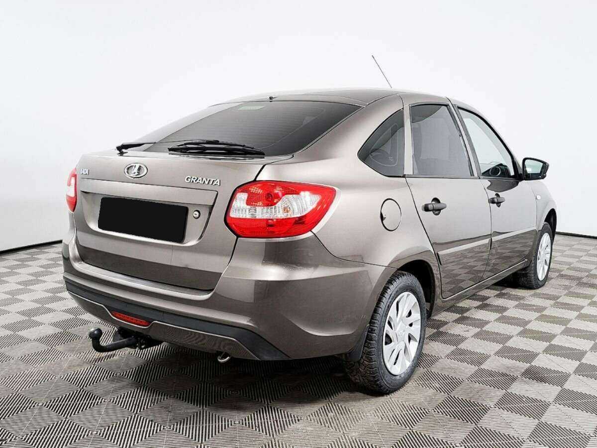 Lada (ВАЗ) Granta с пробегом — 2017 год. Фото: #4