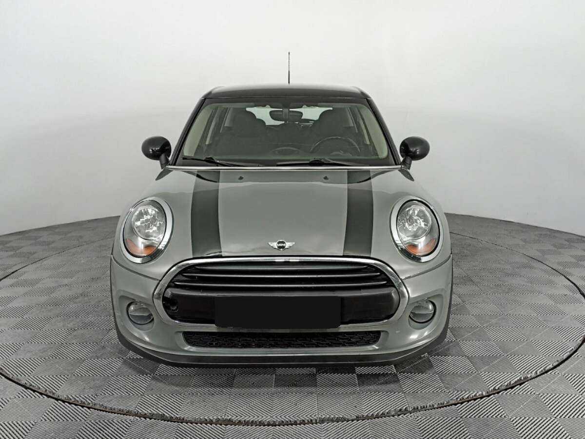 Mini Hatch с пробегом — 2018 год. Фото: #1