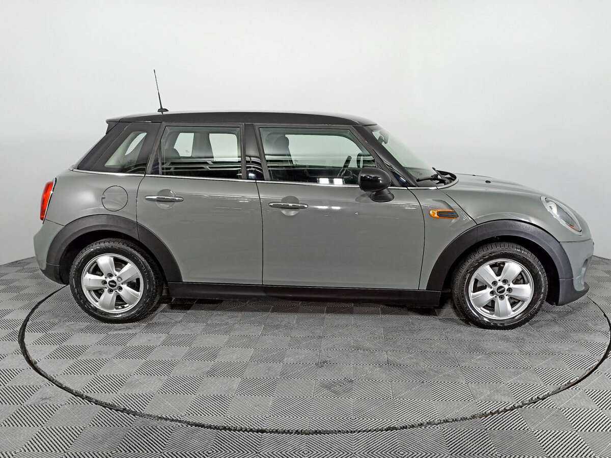Mini Hatch с пробегом — 2018 год. Фото: #3