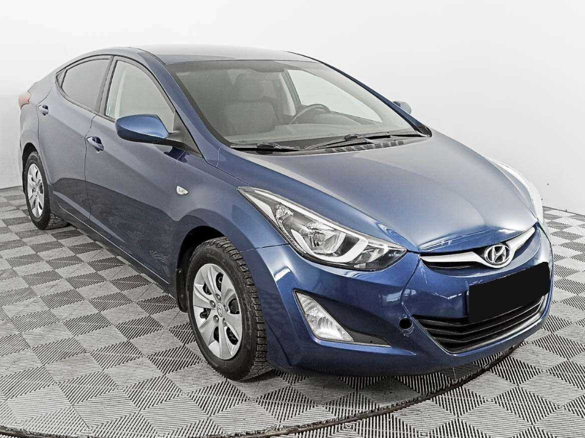 Hyundai Elantra с пробегом — 2015 год. Фото: #2