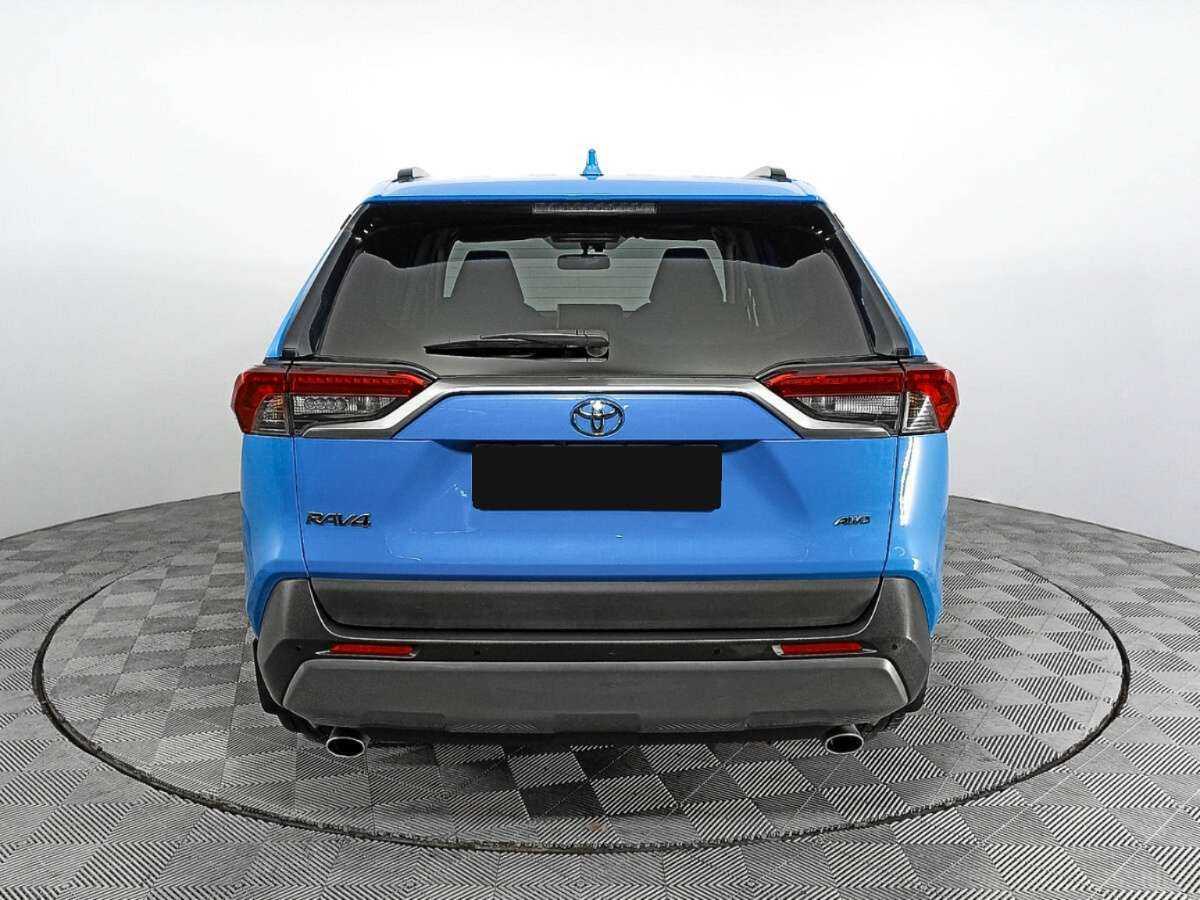 Toyota RAV4 с пробегом — 2020 год. Фото: #5