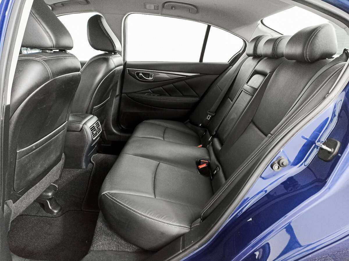 Infiniti Q50 с пробегом — 2017 год. Фото: #9