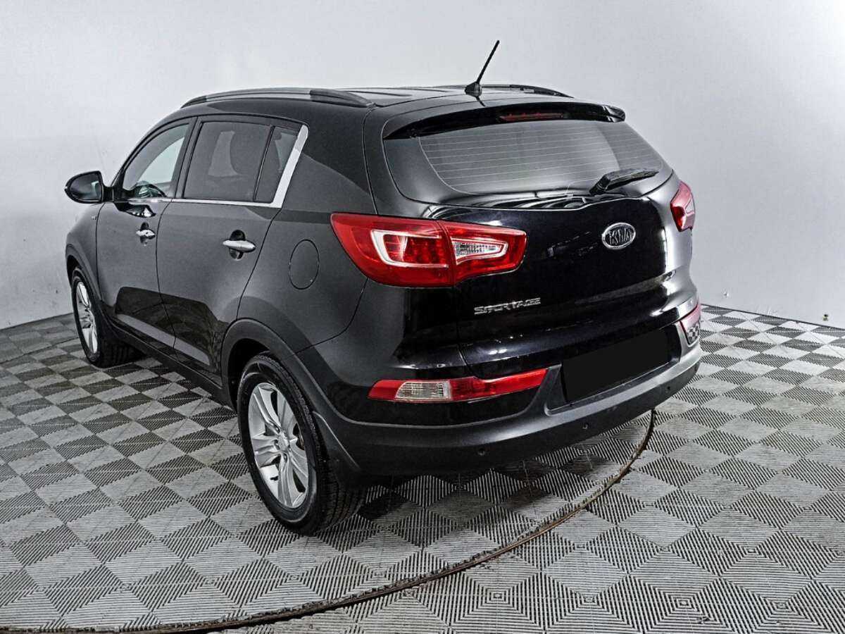 Kia Sportage с пробегом — 2011 год. Фото: #6