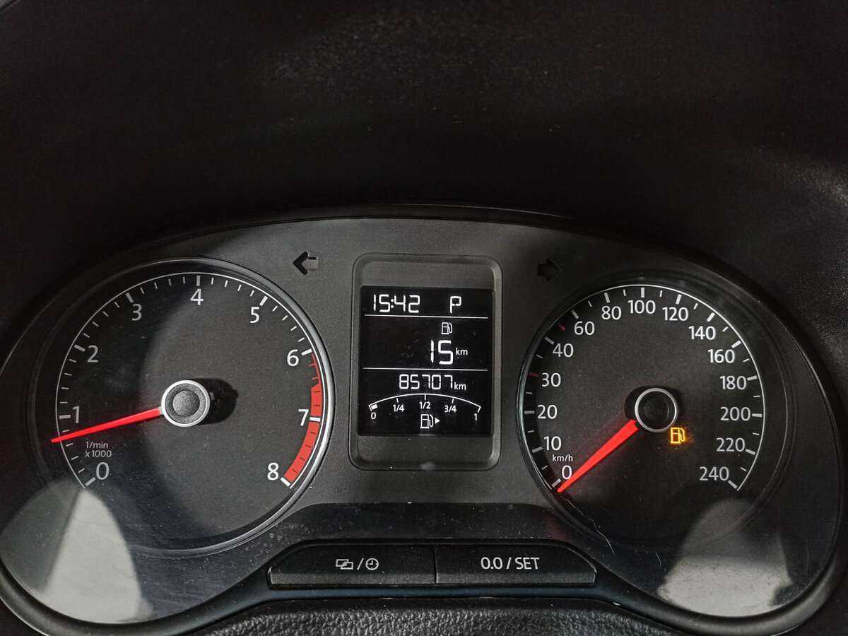 Volkswagen Polo с пробегом — 2018 год. Фото: #9