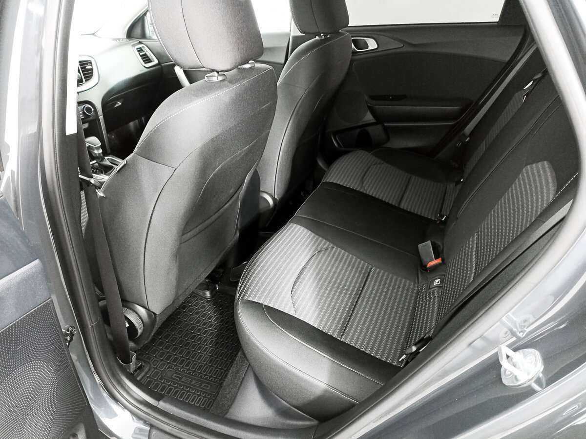 Kia Ceed с пробегом — 2022 год. Фото: #9