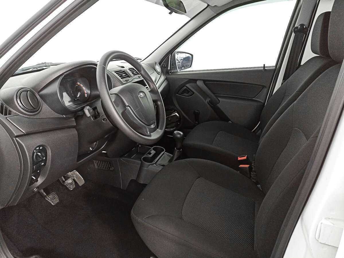 Lada (ВАЗ) Granta с пробегом — 2020 год. Фото: #10