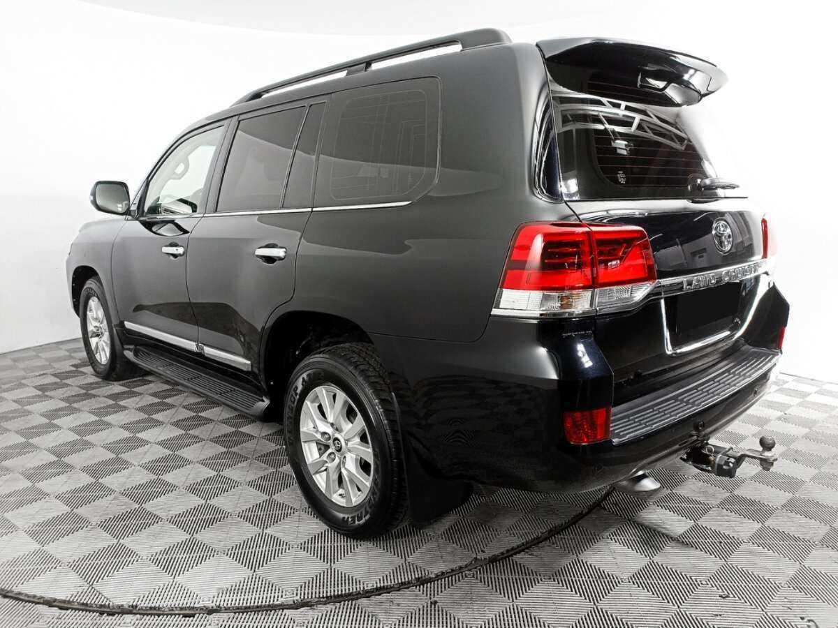 Toyota Land Cruiser с пробегом — 2015 год. Фото: #6