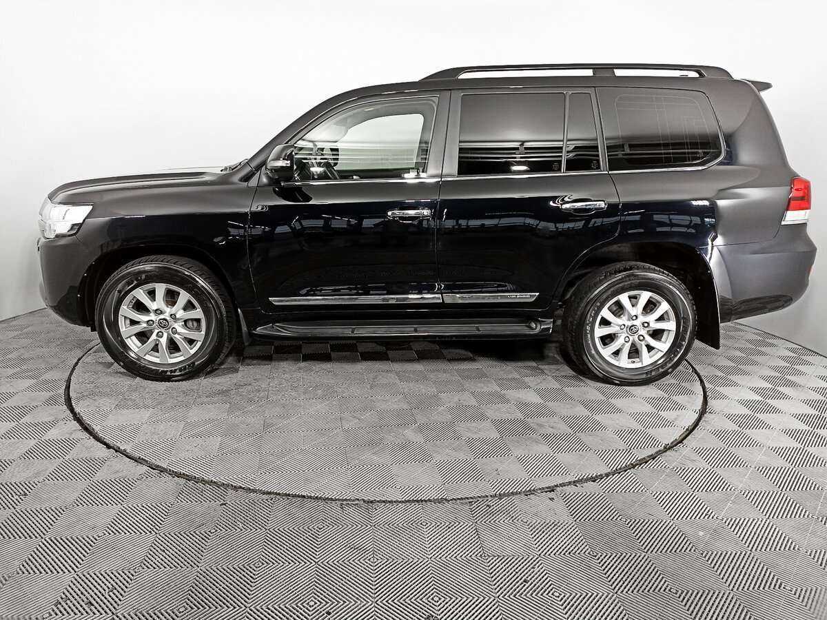 Toyota Land Cruiser с пробегом — 2015 год. Фото: #7