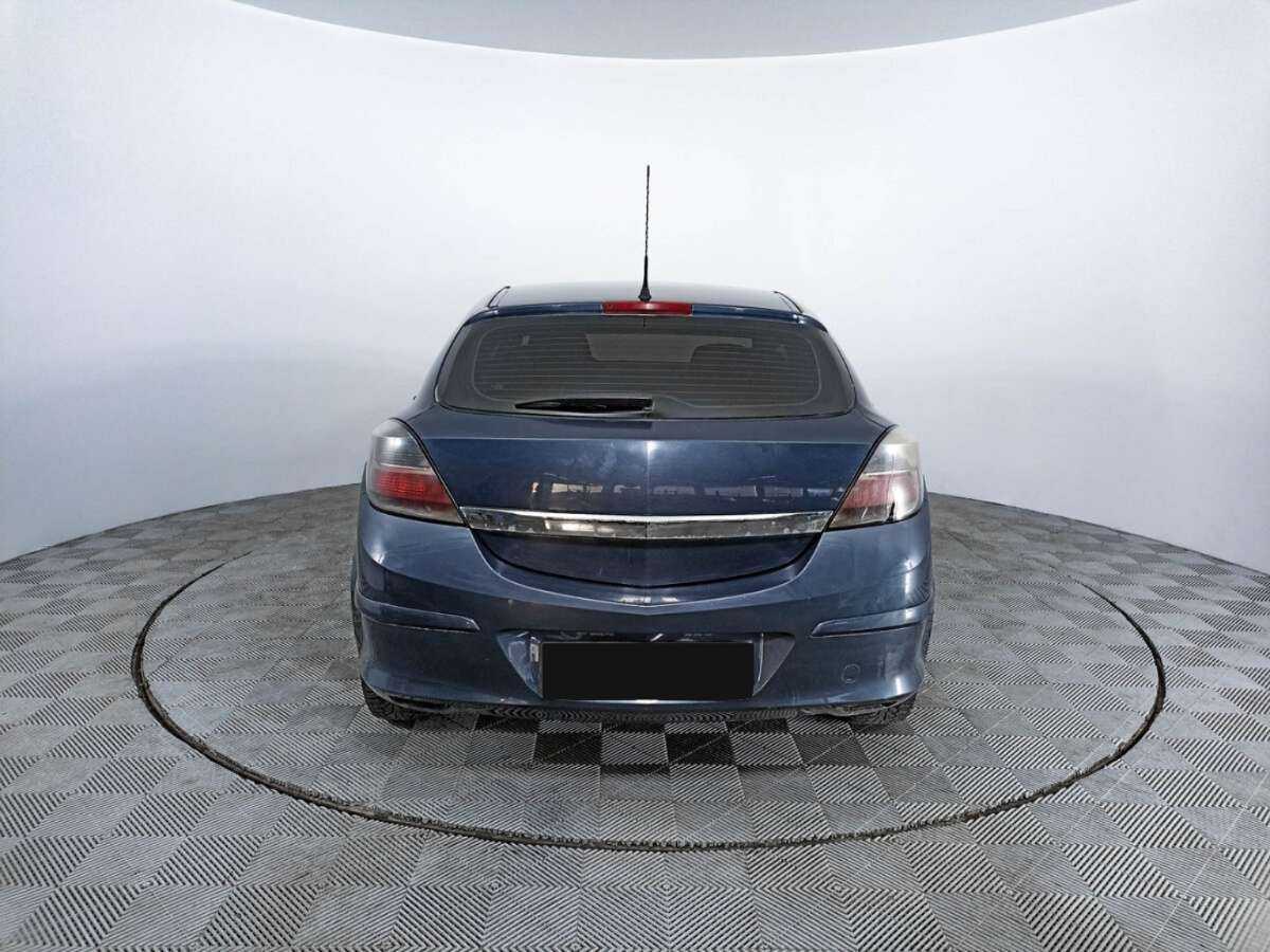 Opel Astra с пробегом — 2008 год. Фото: #5