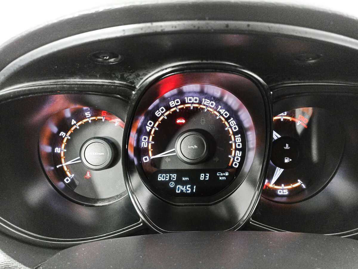 Lada (ВАЗ) Vesta с пробегом — 2021 год. Фото: #10