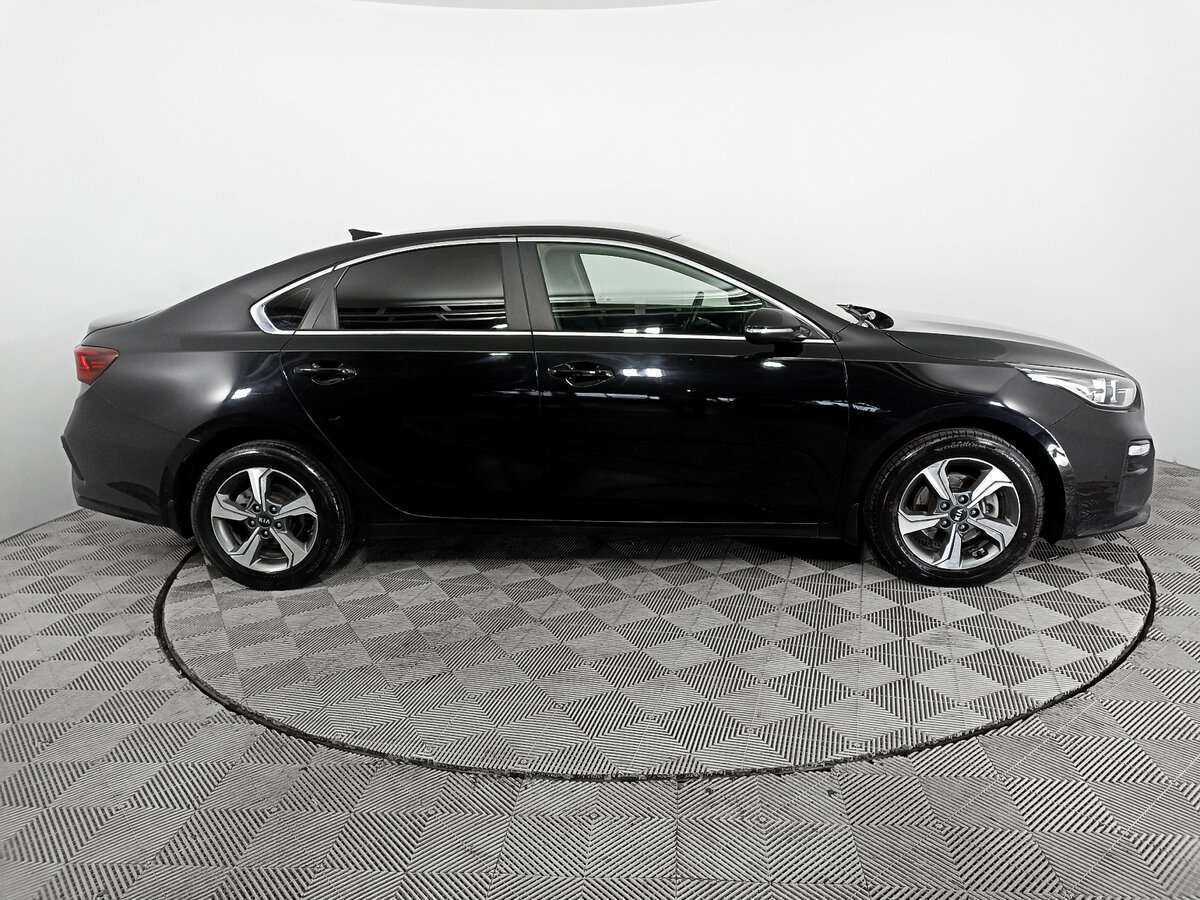 Kia Cerato с пробегом — 2019 год. Фото: #3