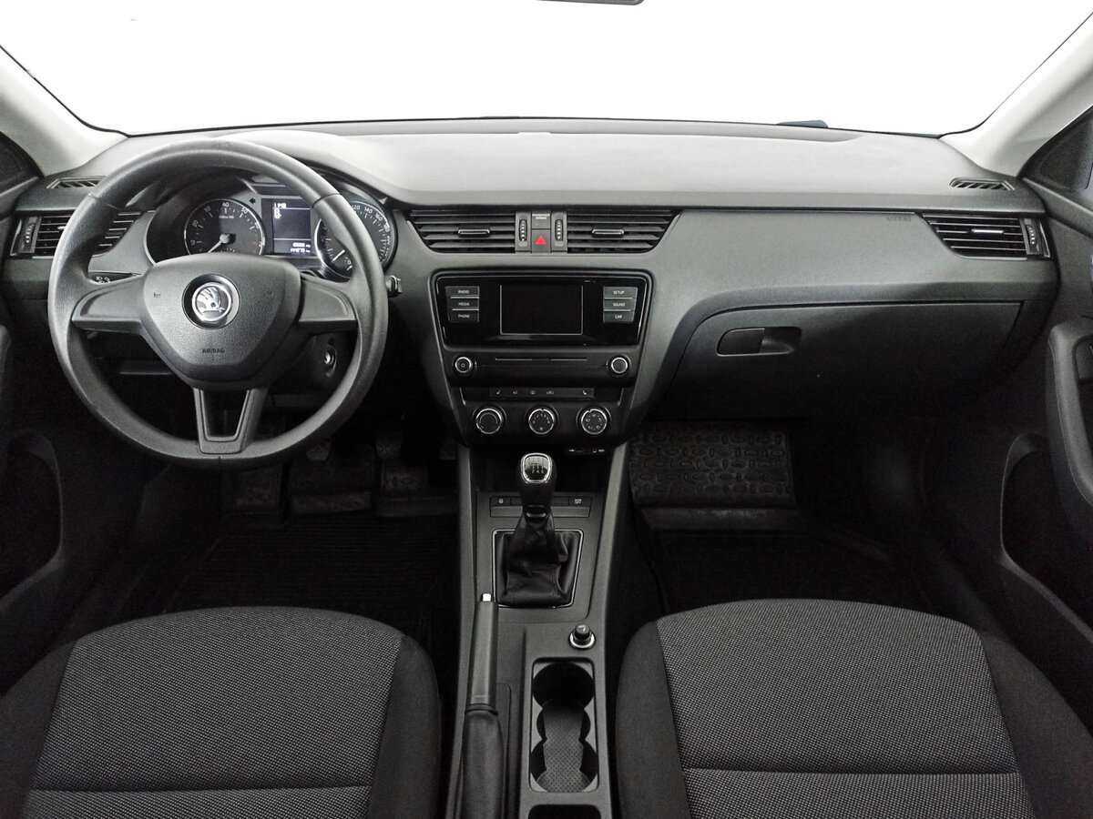 Skoda Octavia с пробегом — 2016 год. Фото: #11