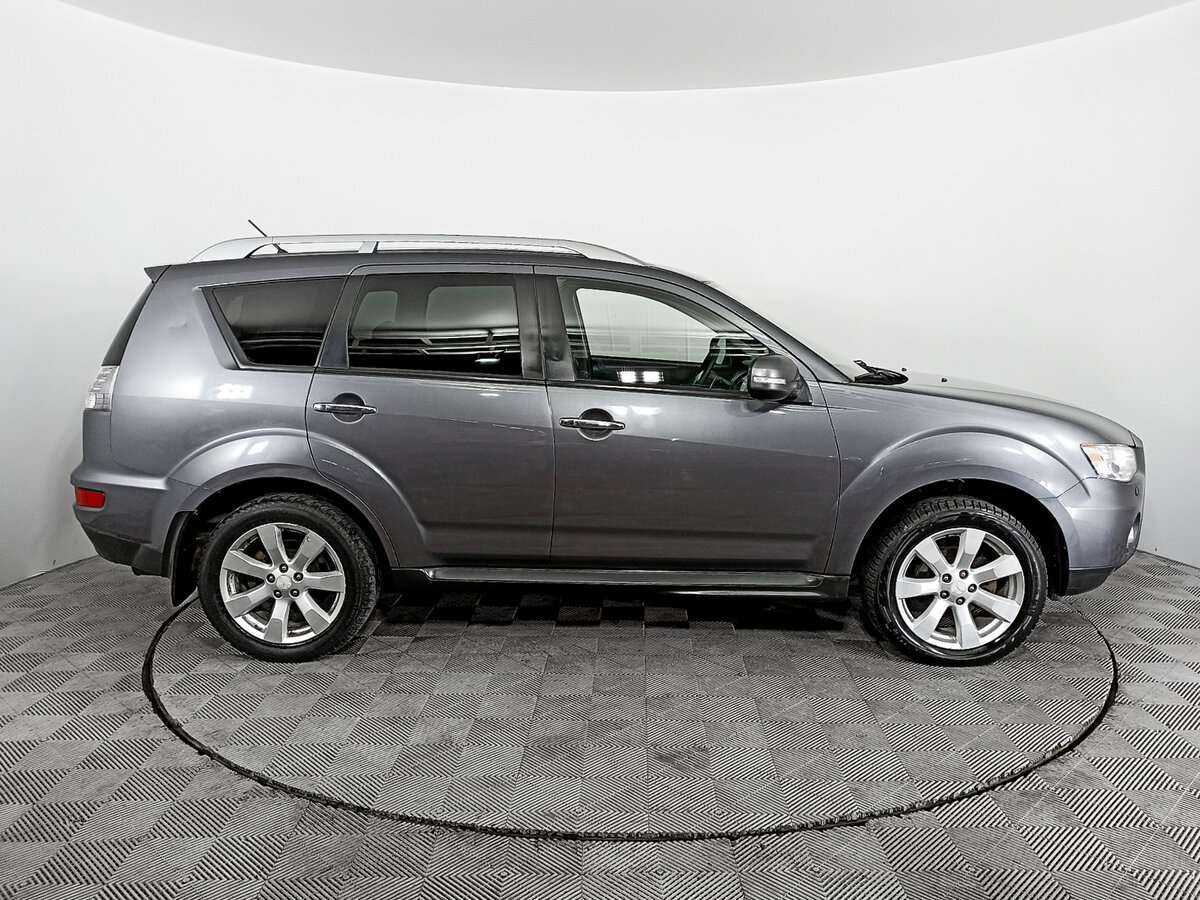 Mitsubishi Outlander с пробегом — 2010 год. Фото: #3