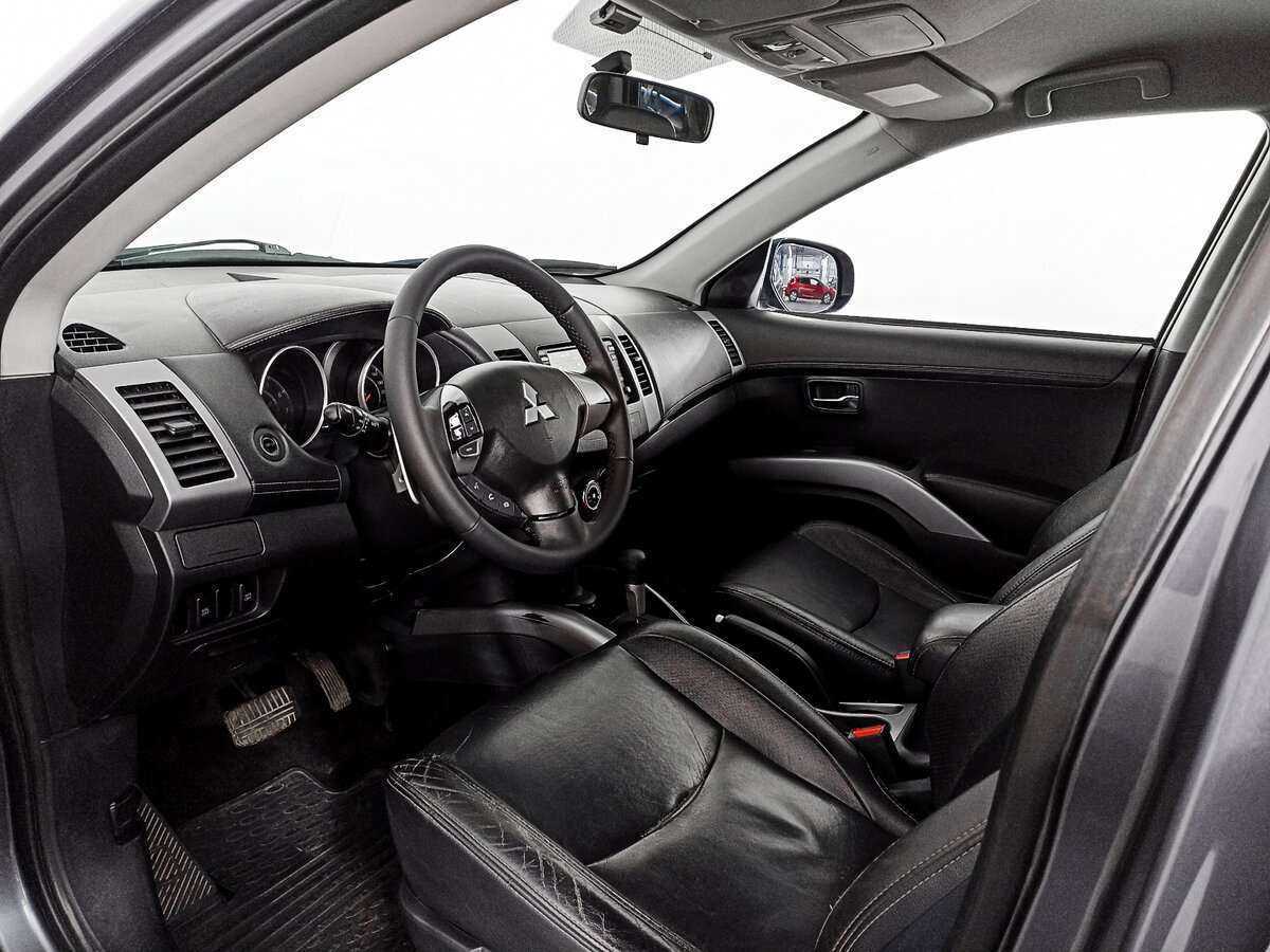 Mitsubishi Outlander с пробегом — 2010 год. Фото: #15