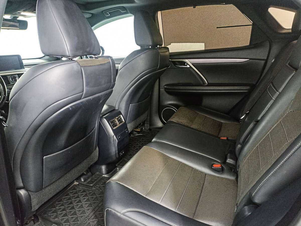 Lexus RX с пробегом — 2019 год. Фото: #9