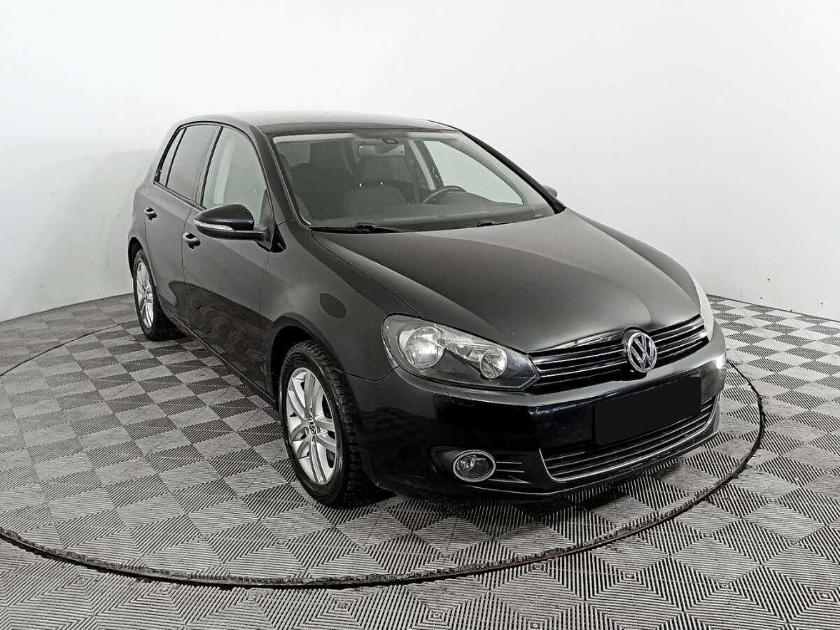 Volkswagen Golf с пробегом — 2011 год. Фото: #2