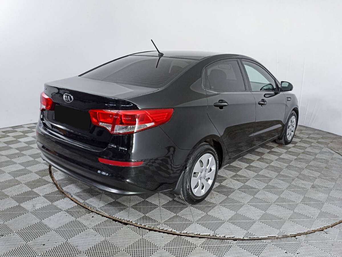 Kia Rio с пробегом — 2016 год. Фото: #4