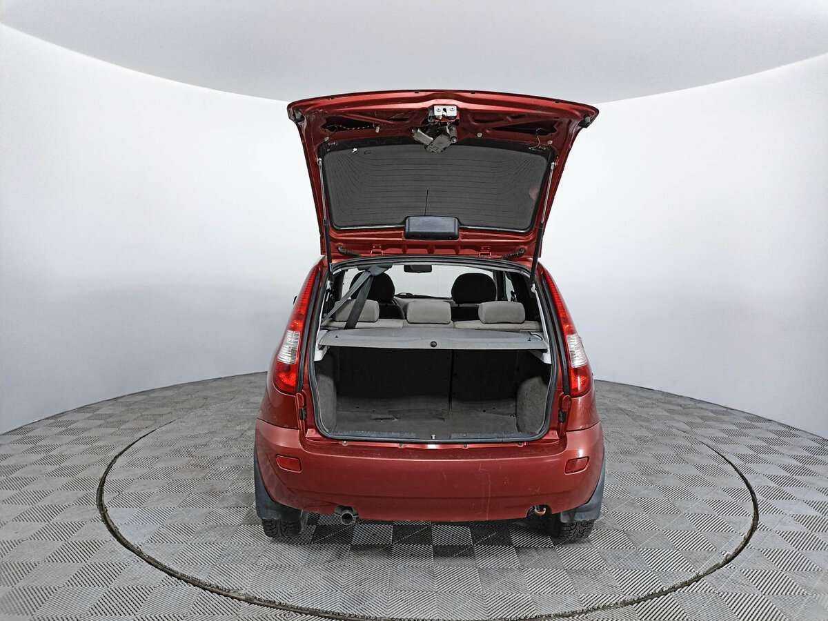 Lada (ВАЗ) Kalina с пробегом — 2012 год. Фото: #9