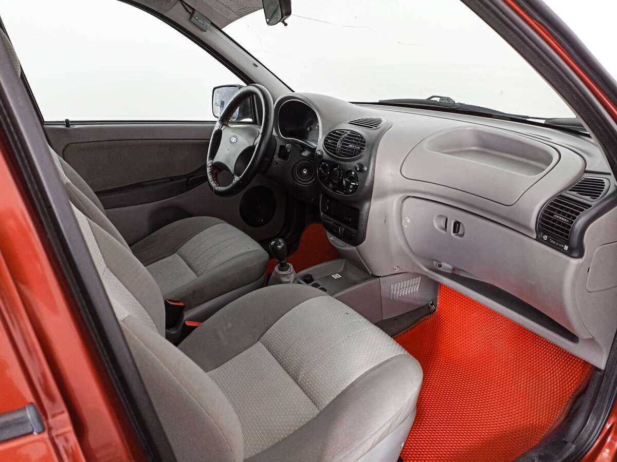 Lada (ВАЗ) Kalina с пробегом — 2012 год. Фото: #10