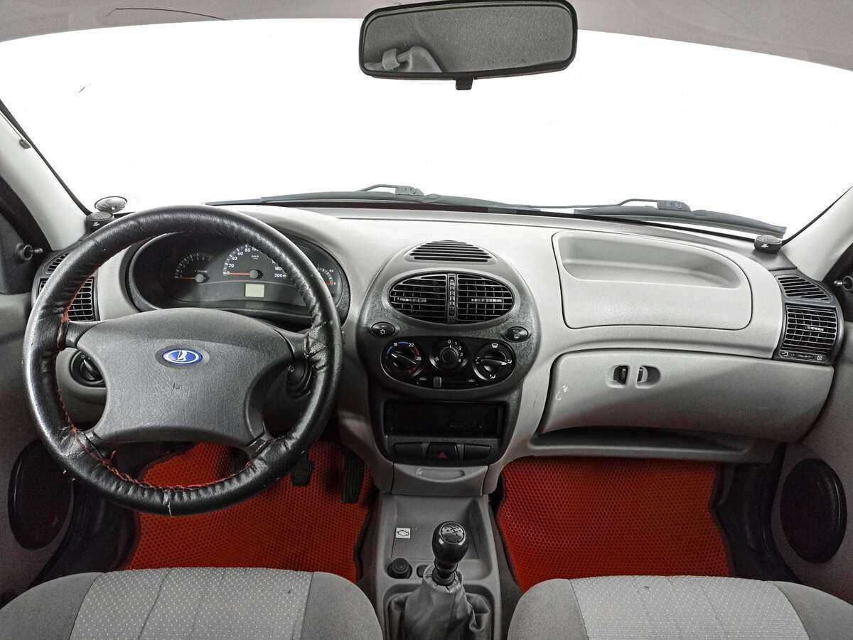 Lada (ВАЗ) Kalina с пробегом — 2012 год. Фото: #13