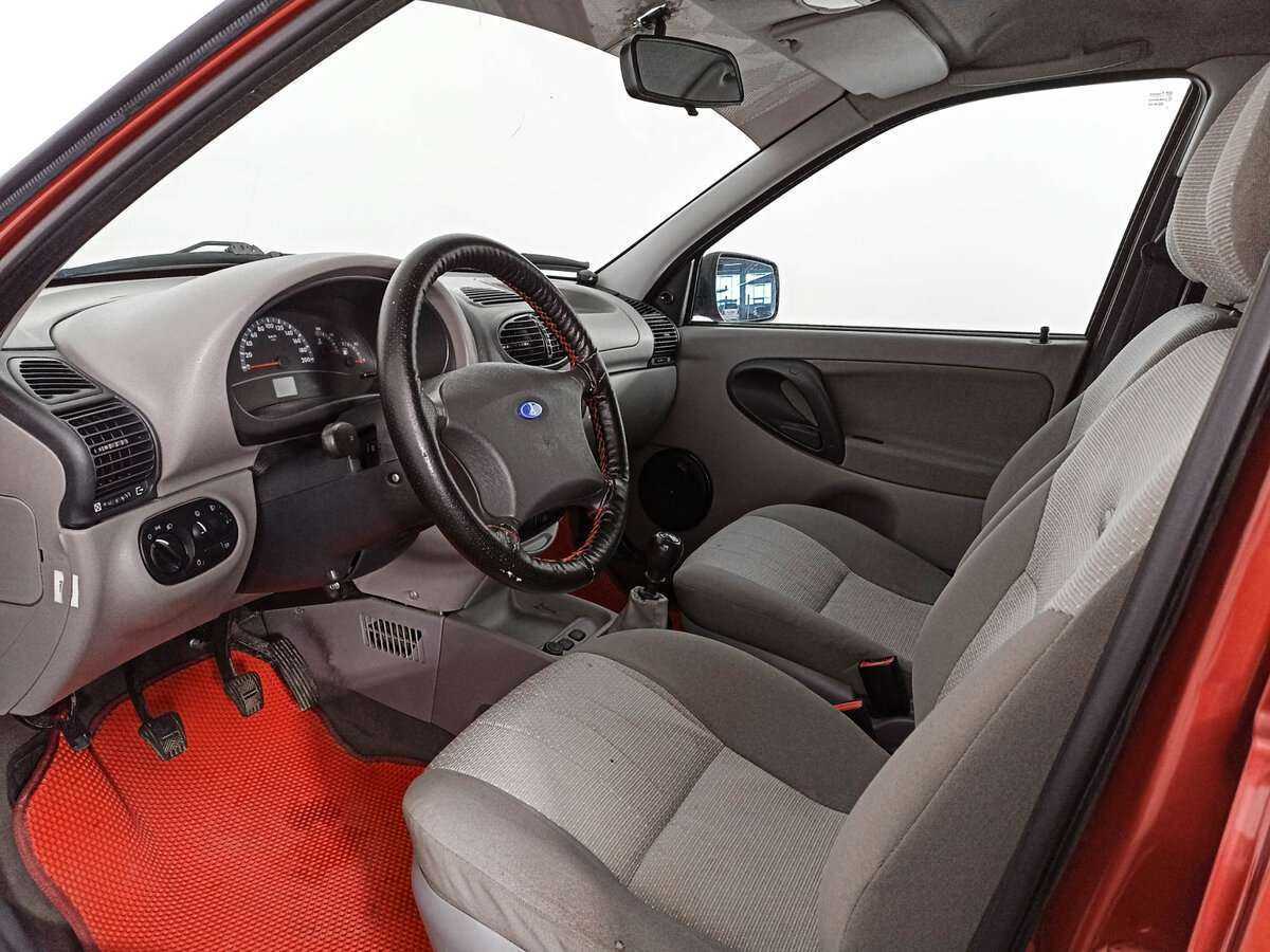 Lada (ВАЗ) Kalina с пробегом — 2012 год. Фото: #15