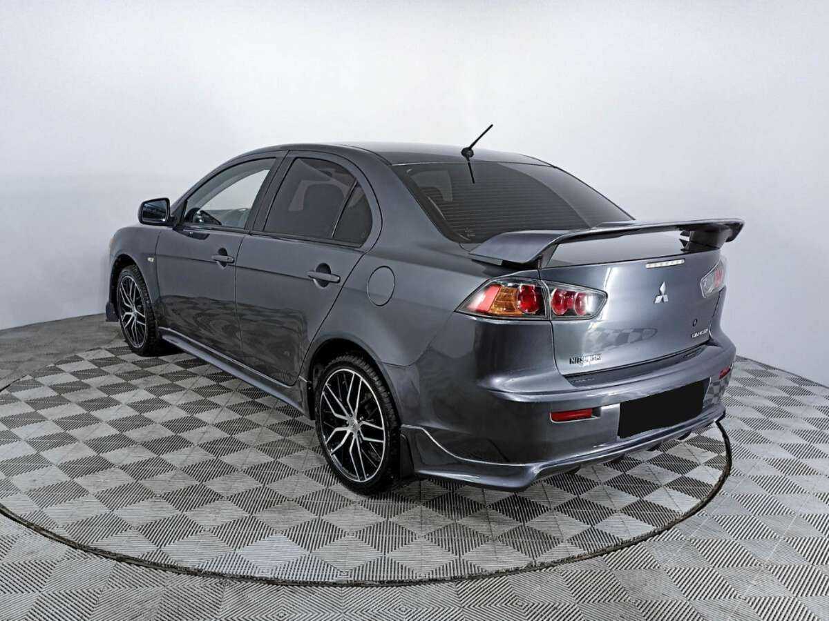 Mitsubishi Lancer с пробегом — 2011 год. Фото: #6