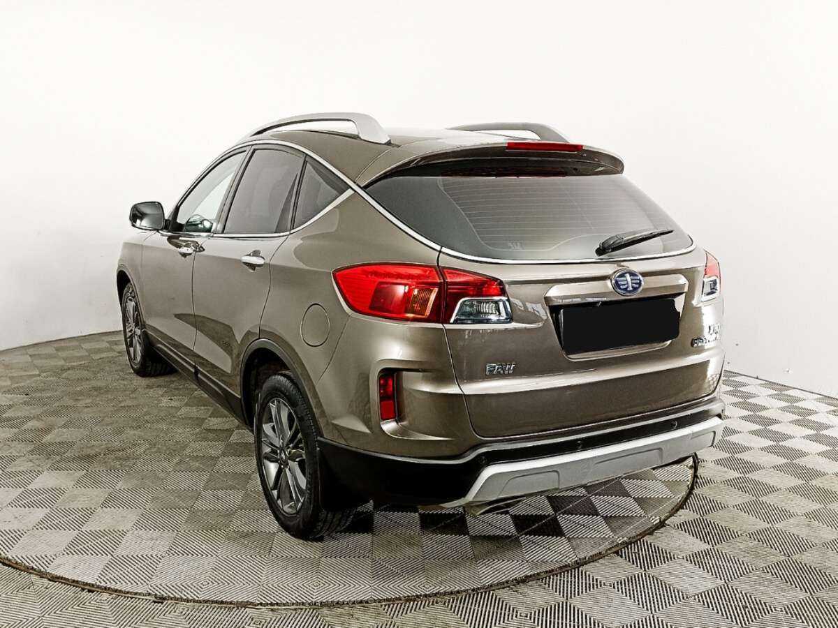 FAW Besturn X80 с пробегом — 2017 год. Фото: #6