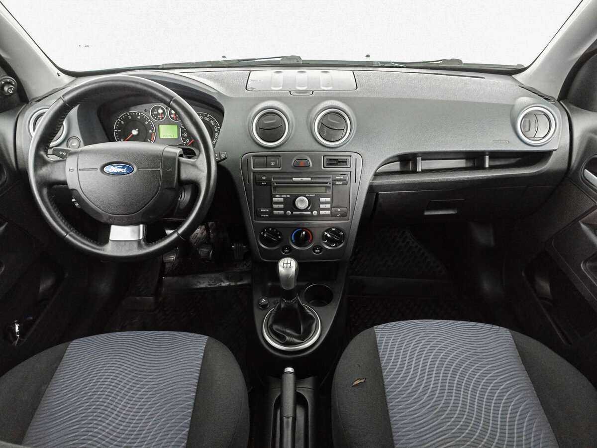 Ford Fusion с пробегом — 2008 год. Фото: #11