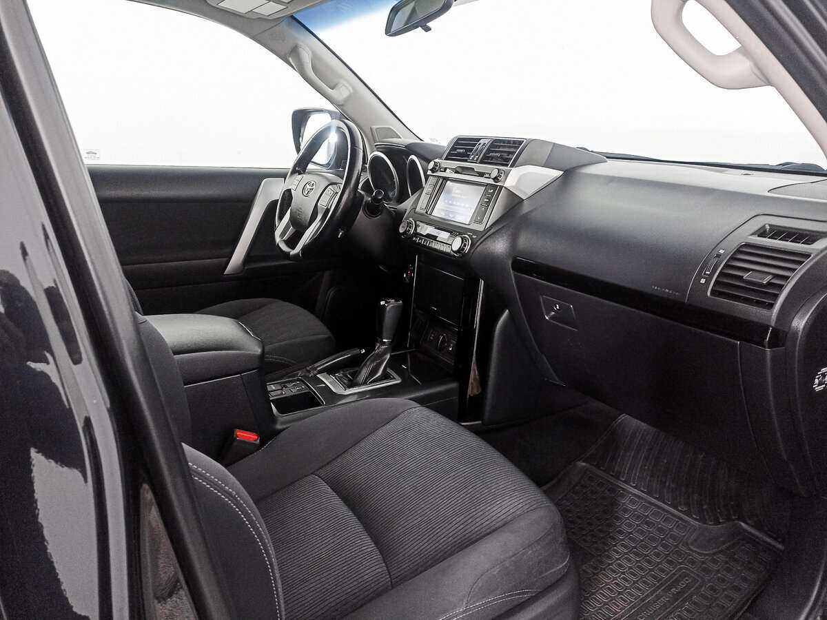 Toyota Land Cruiser Prado с пробегом — 2015 год. Фото: #6